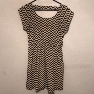 Pink Rose Chevron Dress Beige and Black Size M